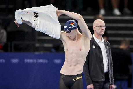 2024-07-27 Swimming ,Men's 400m Freestyle Final,Day 1