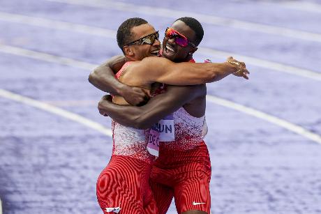 2024-08-09 Athletics,Men's 4 x 100m Relay Final,Day 14