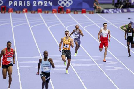 2024-08-09 Athletics,Men's 4x400m Relay Round 1,Day 14 