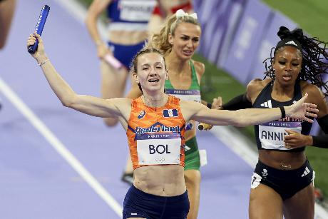 2024-08-10 Athletics ,Women's 4 x 400m Relay Final,Day 15