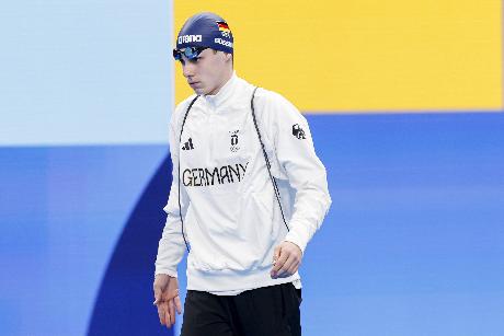 2024-07-28 Swimming,Men's 400m Individual Medley Final ,Day 2