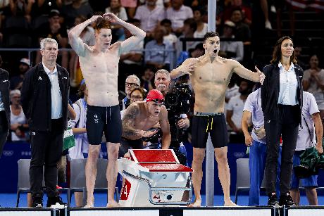 2024-07-30 Swimming Final ,Men's 4x200m Freestyle Relay ,Day 4