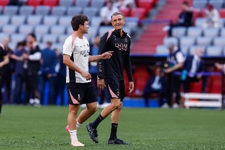 2025-05-30 Paris Saint-Germain Training Session