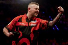 MTB20240418PremierLeagueDarts-3577