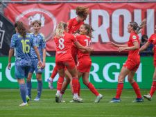 RH20250421FCTwentevAJAX-387738
