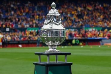 BVB20250421AZvGoAheadEaglesCupFinal-387764