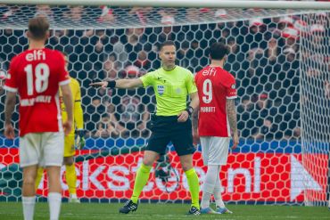 BVB20250421AZvGoAheadEaglesCupFinal-387970