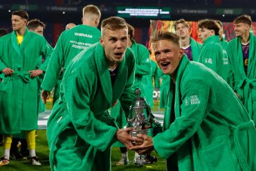 BVB20250421AZvGoAheadEaglesCupFinal-388232