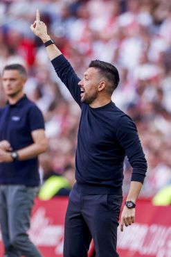 MTB20250511AjaxvNEC-4300