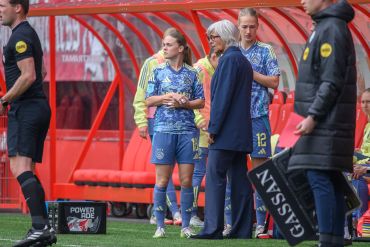 RH20250421FCTwentevAjax-388325